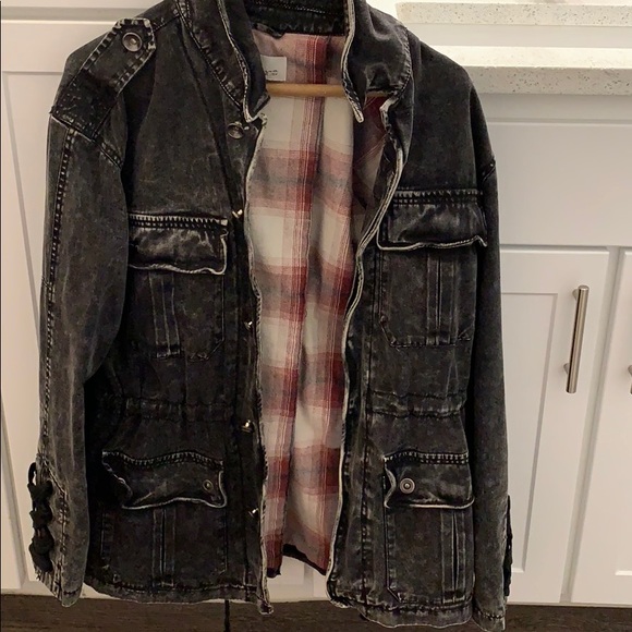 Vintage black denim jacket - Picture 2 of 4